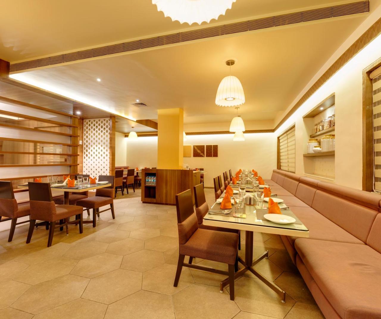 Kyriad Hotel Jaipur By Othpl Εξωτερικό φωτογραφία