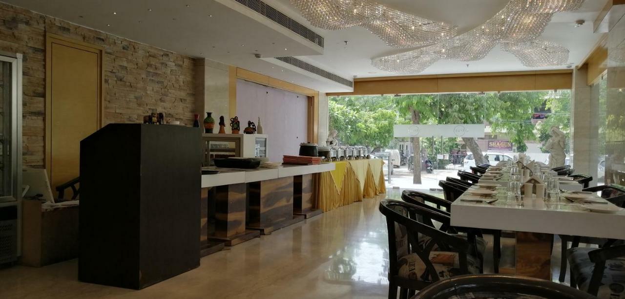 Kyriad Hotel Jaipur By Othpl Εξωτερικό φωτογραφία