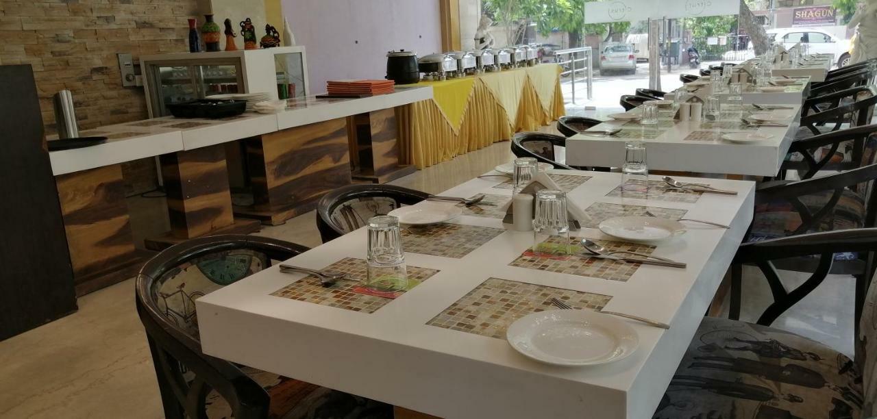Kyriad Hotel Jaipur By Othpl Εξωτερικό φωτογραφία