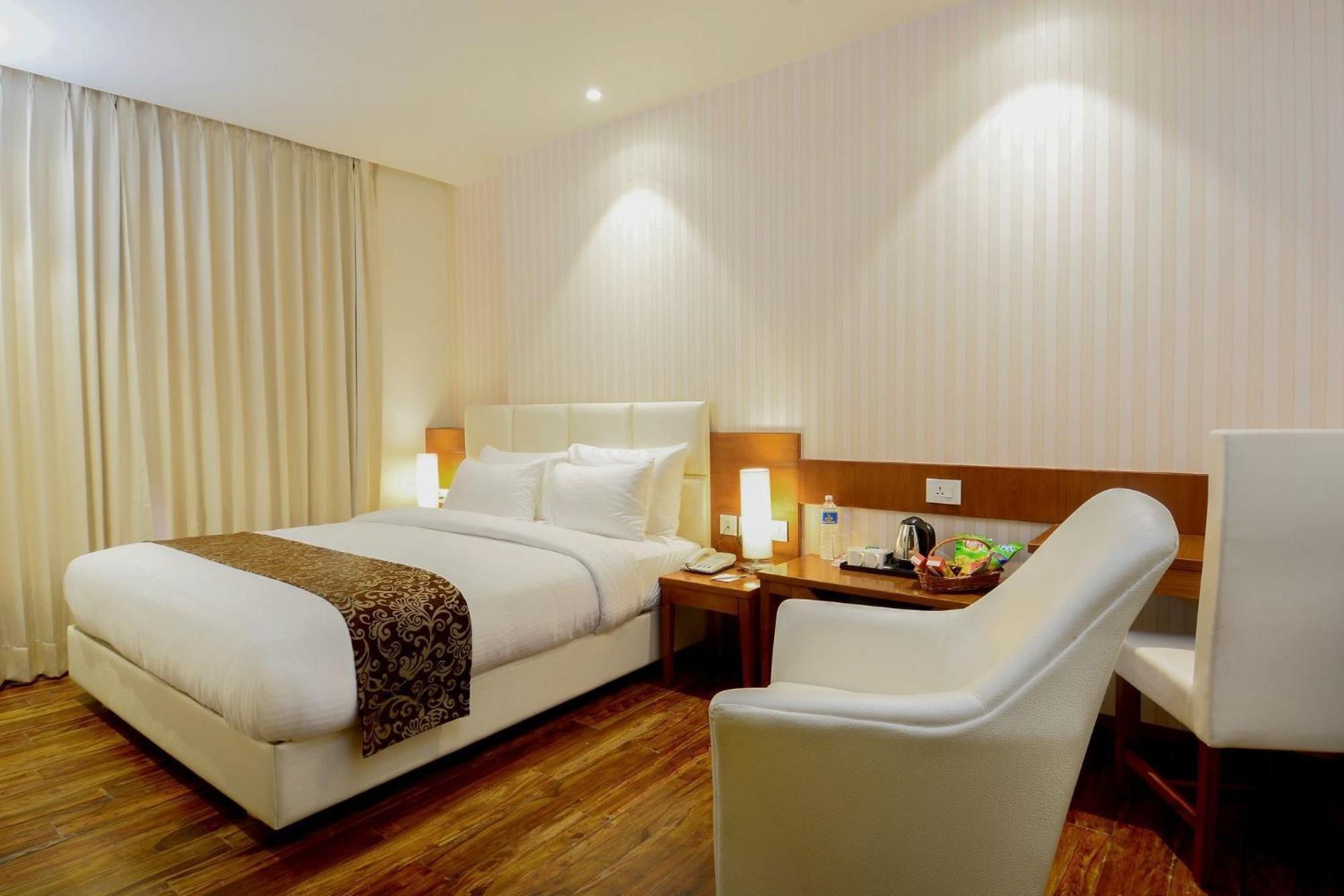 Kyriad Hotel Jaipur By Othpl Εξωτερικό φωτογραφία
